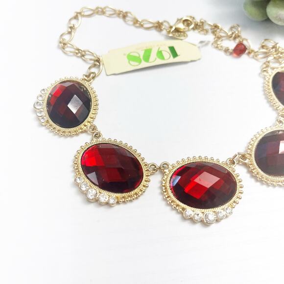 NEW 1928 Vintage Garnet Red Faceted Statement Necklace - Picture 4 of 7